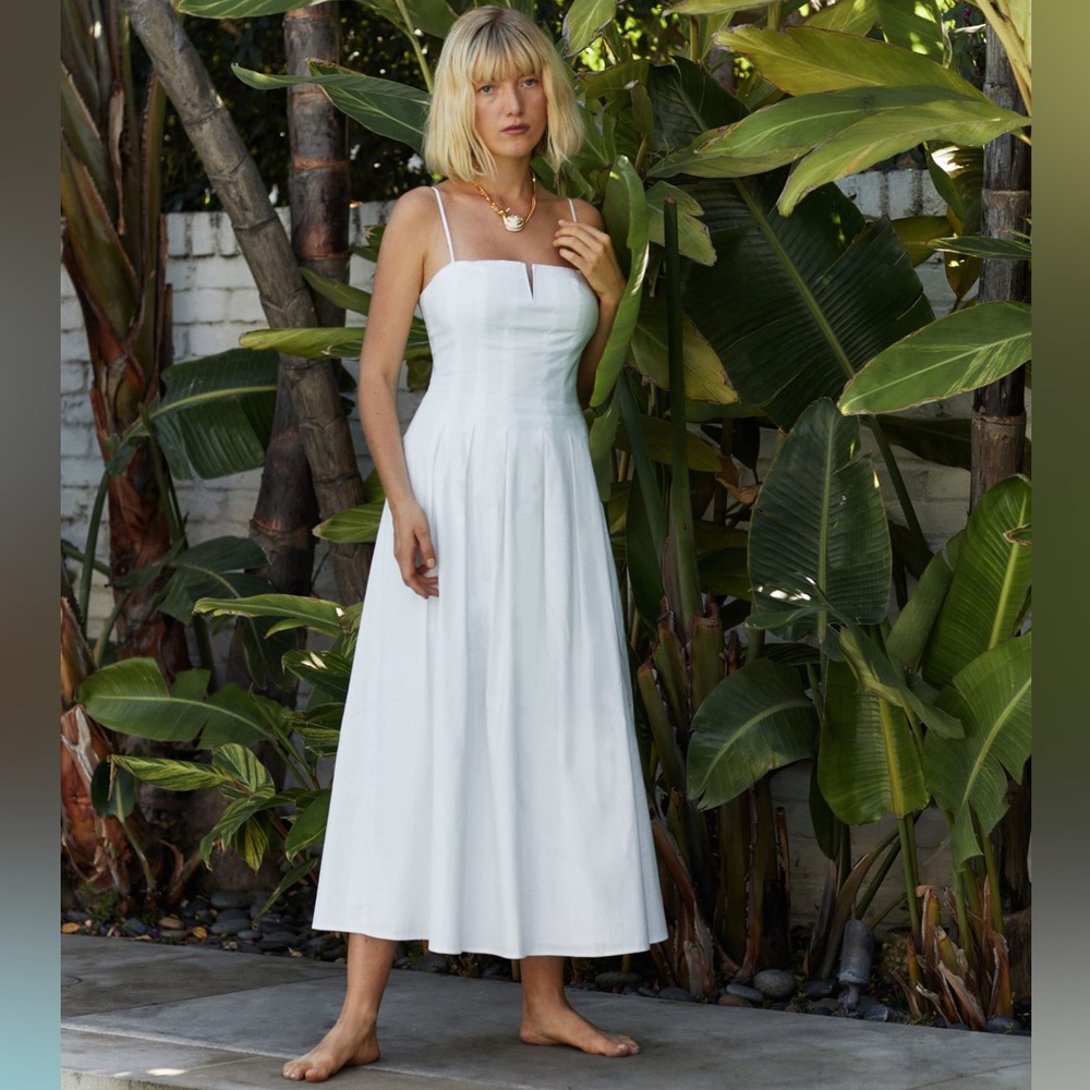 Reformation Kye Midi dress in white - Picture 1 of 13